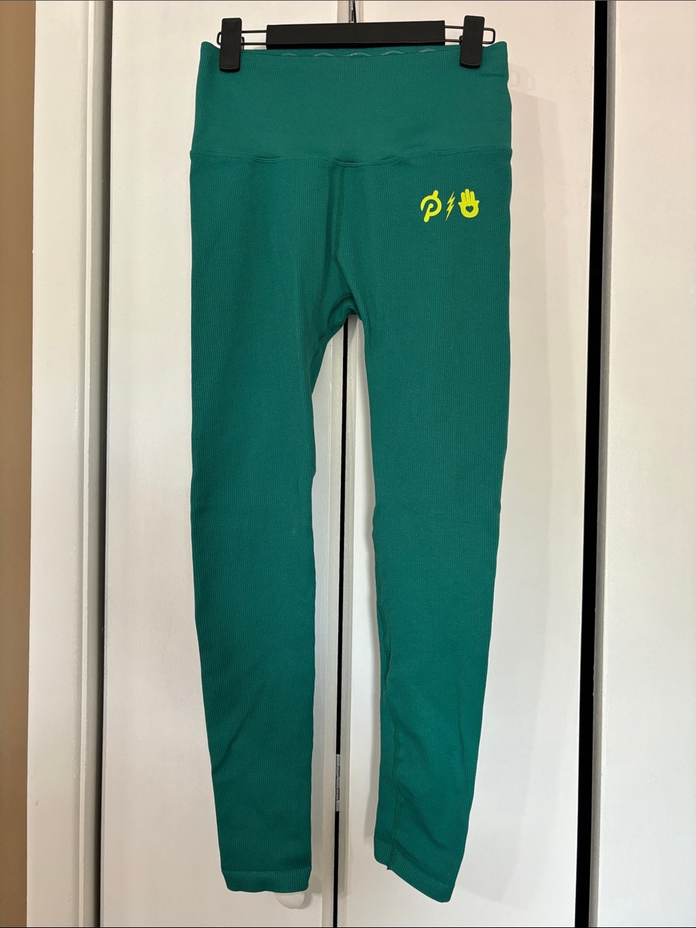 Peloton Kendall toole spiritual gangster Green Active Leggings size M/L